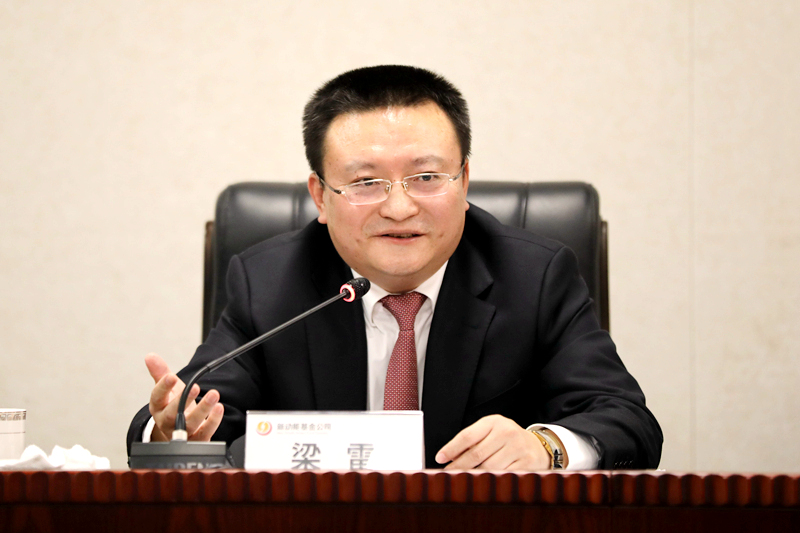 1.董事长_副本.jpg